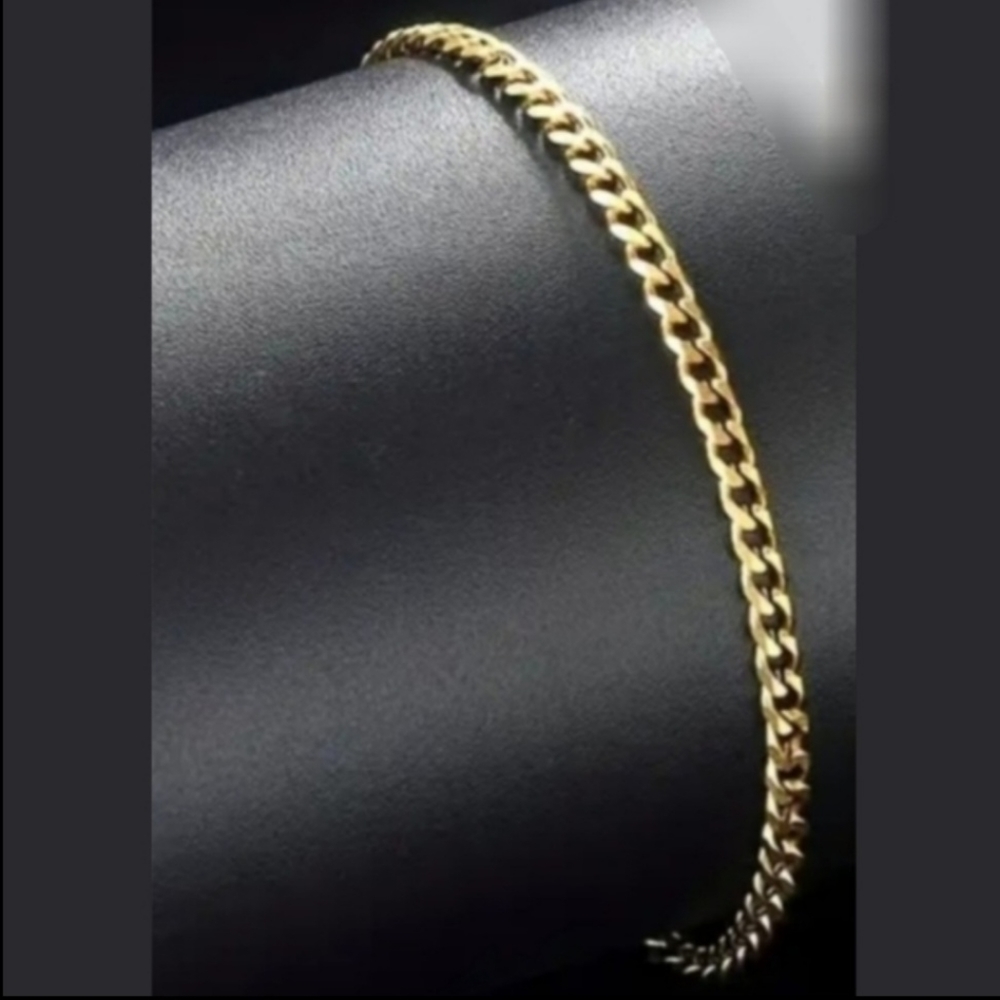 Gold Cuban Link Bracelet